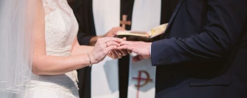 Godne, bo&nbsp;płodne. Seks małżeński w&nbsp;doktrynie Kościoła katolickiego — ilustracja