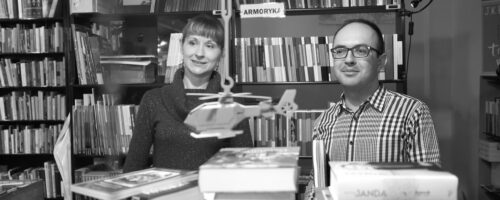 W&nbsp;księgarni: Księgarnia Literacka w&nbsp;Sandomierzu — ilustracja