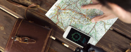 Smartfon i&nbsp;terytorium — ilustracja