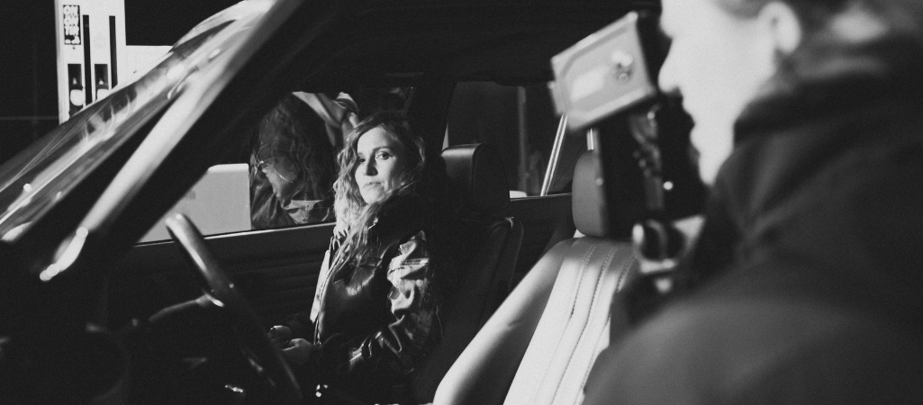 Dorota Masłowska na planie teledysku "Motyle" fot. Marta Kacprzak @motionpicturestories