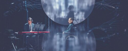 Spektakl "Jak nie zabiłem swojego ojca i jak bardzo tego załuje" w Łazni Nowej w Krakowie w rez. Mateusza Pakuły. Koprodukcja: Teatr Żeromskiego w Kielcach fot. Klaudyna Schubert/Materiały archiwalne Łazni Nowej