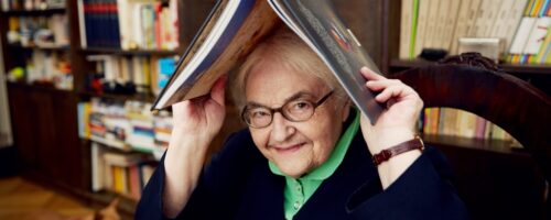 Profesorka bajarka — ilustracja