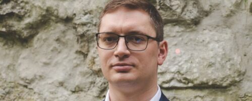 Wschód się wznosi, Zachód opada — ilustracja